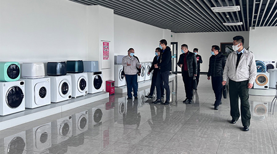 分享交流！鶴山市領(lǐng)導(dǎo)以及書記一同到訪金環(huán)電器