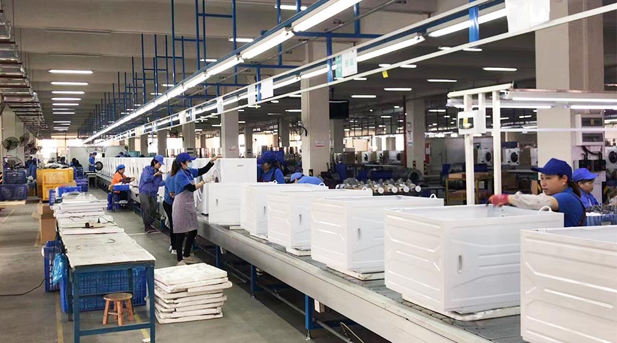 專業(yè)且專注！裝配車(chē)間開(kāi)展客戶松下滾筒衣服烘干機(jī)生產(chǎn)