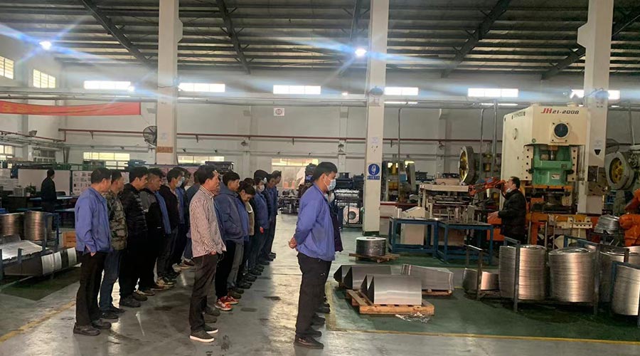 意氣奮發！金環電器沖壓車間組織人員開展例行早會